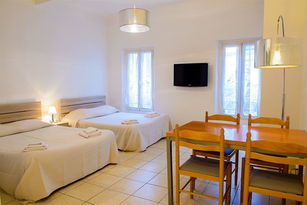 Studios Parisiens Cannes Esterno foto